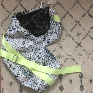 Lululemon yoga mat bag
